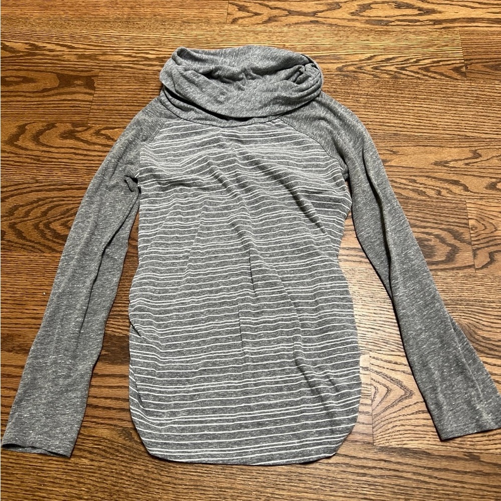 ❤️3/$20❤️ small striped shirt